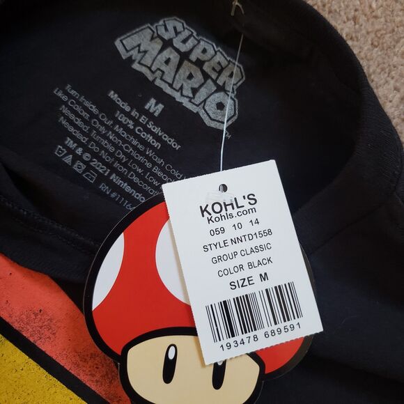 2021 NWT Super Mario Size Medium Mens Black Group Classic Nintendo T-Shirt NES - Picture 3 of 5